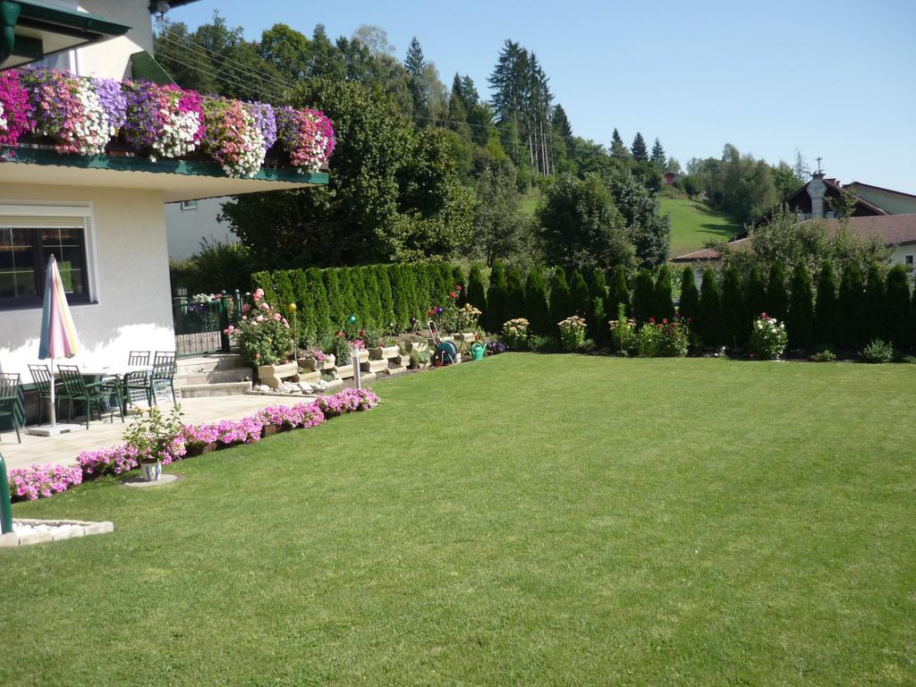 Landhaus Lassnig Moosburg Esterno foto